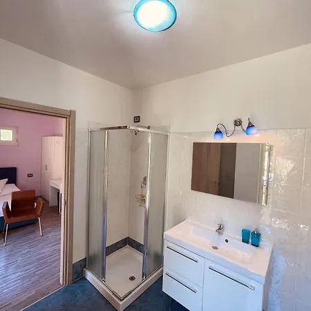 Montebello Couette-café Lecco