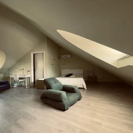 Montebello Couette-café