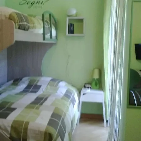 Montebello Couette-café *